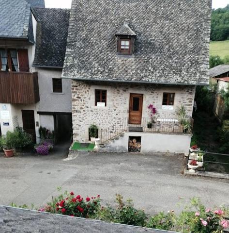 Le Fidele Panzió Saint-Chamant Kültér fotó